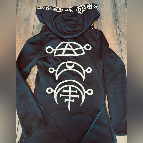 Runic jacket with oversized hood "RUNES HOODIE" - Picture 4 of 5
